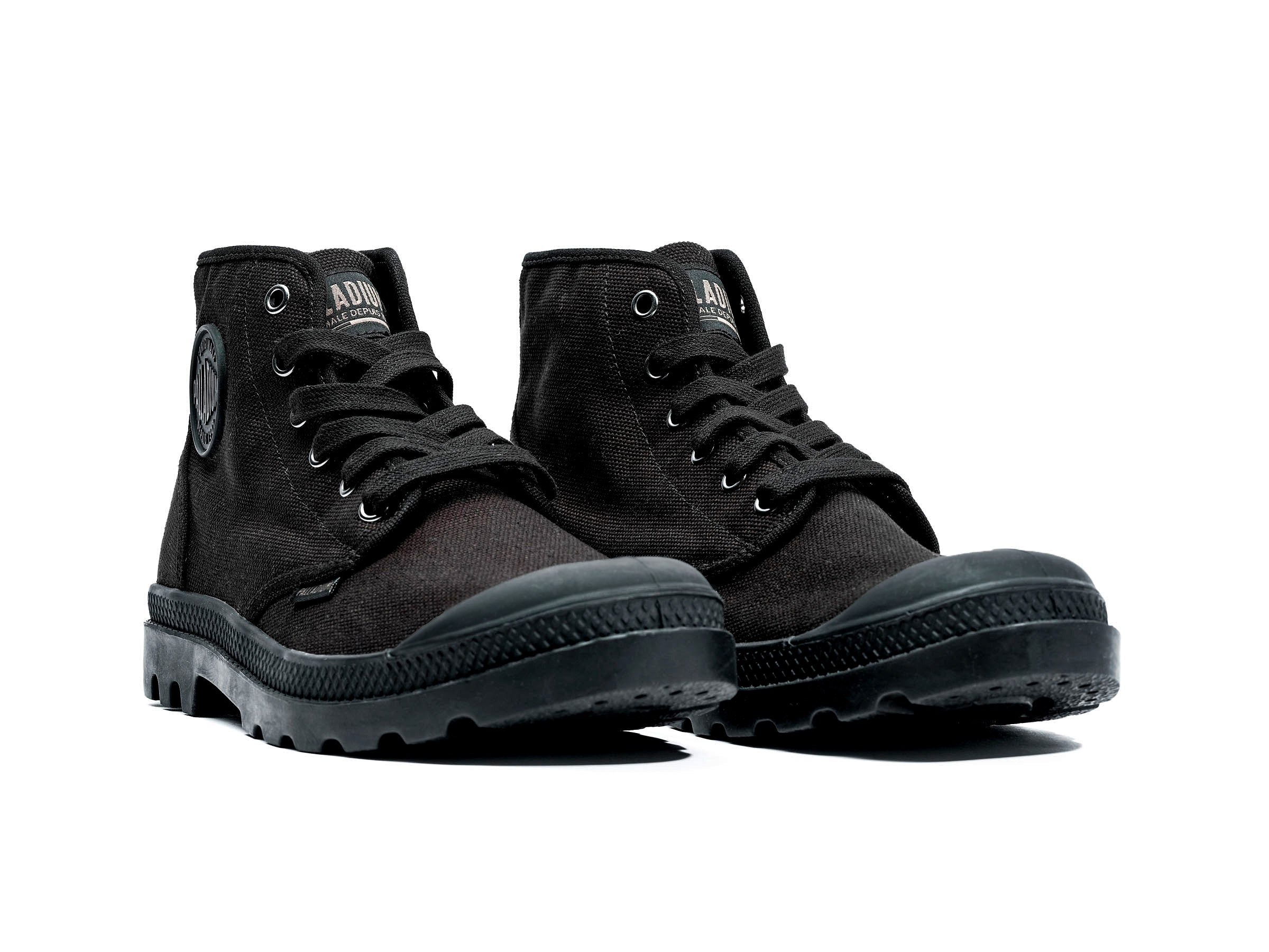 PAMPA HI BLACK/BLACK - Palladium