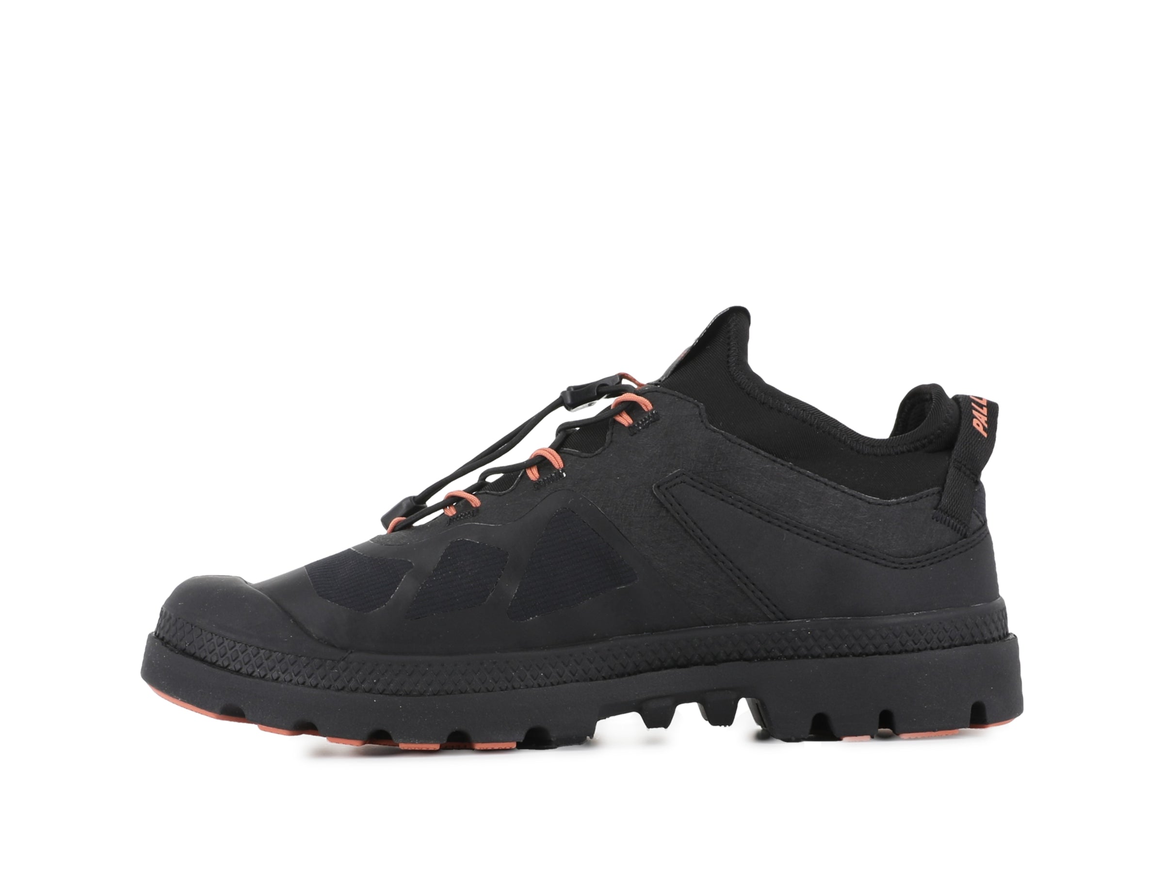 PAMPA LT+ LO XPLR WP+ BLACK - Palladium